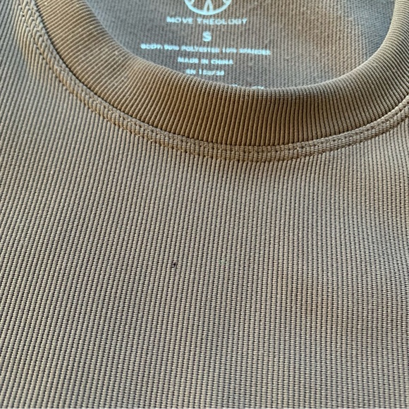 Move Theology Cropped Tank Small Taupe Ribbed - Picture 3 of 5